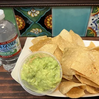 Chips & Guacamole