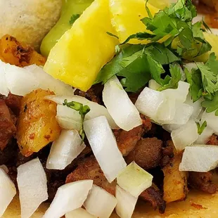 Al pastor taco