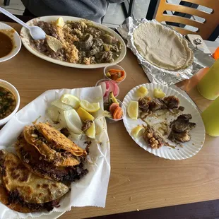 Quesabirria tacos w/ consome! ,Chicharrones w/ salsa, Bistec con arroz y frijoles , Las águas frescas de pepino y piña!,
