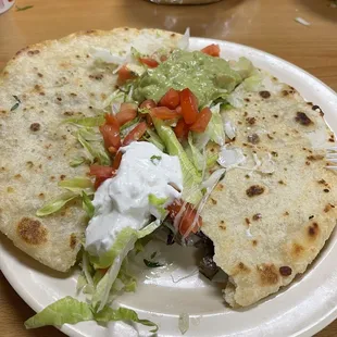 Mulitas Con Carne Asada