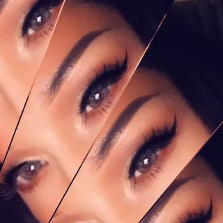 K R.