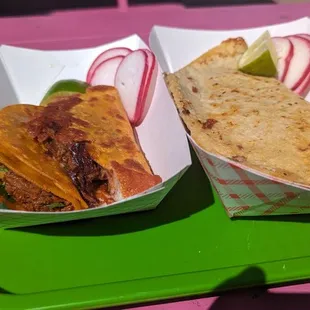 Tacos, quesadilla