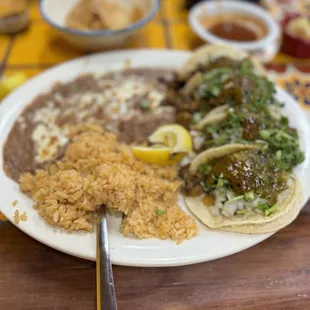 4 tacos rice n beans