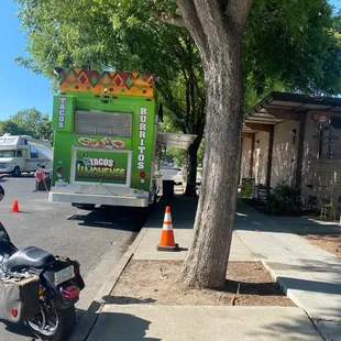 Tacos truck Limonense.
