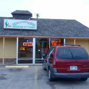 the front of a mexican restaurant