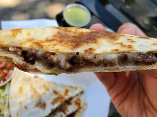 El Camaleon Mobile Kitchen