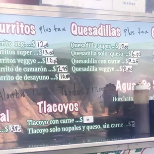 4% discount policy listed on flyer at top left.