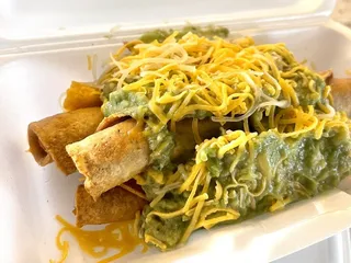 Tacos & Miches Galleria