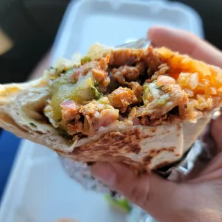 Pollo Asado Burrito (Grilled Chicken Burrito)