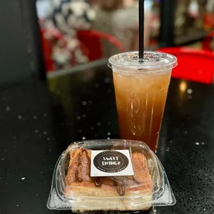 Churro cheesecake &amp; tamarindo