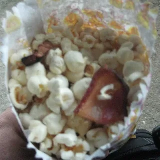 Pipoca C.