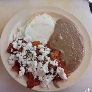 a plate of mexican food