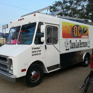 Now Tacos Los Hermanos