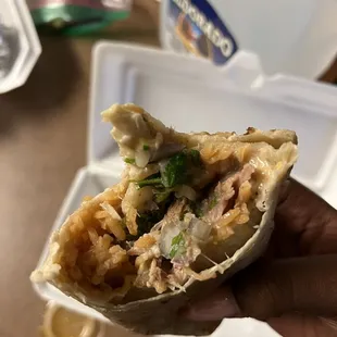 Carnitas burrito