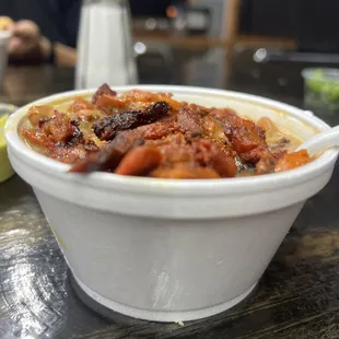 Frijoles de preparados con carne