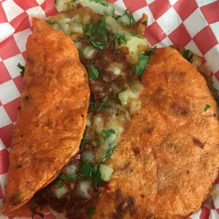 Birria tacos dorados