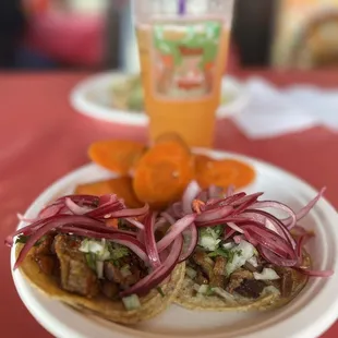 Tacos Los Tres Reyes