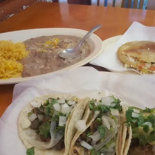 Tacos de tripas,bistec, and carnitas