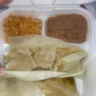#10 2 Tamales Plate