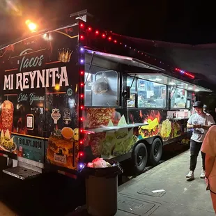 a food truck at night