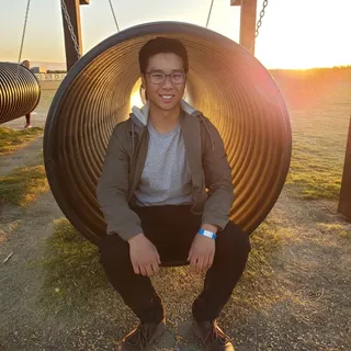 Chris R.