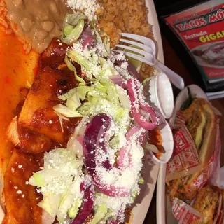Enchiladas de Pollo