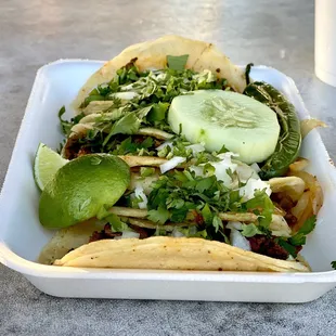 Tacos de carne asada