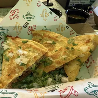 BIRRIA QUESADILLA