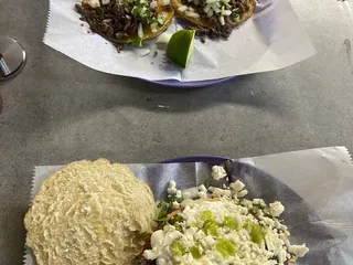 Panaderia Y Taqueria Casas