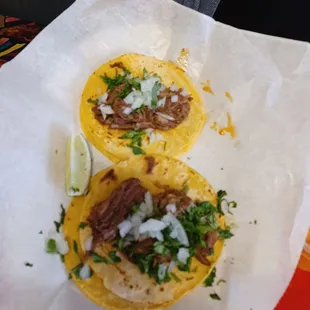 2 tacos de birria?tasty shredded beef) A+++