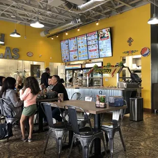 Inside of restaurant in late February, before the Sunday lunch rush.