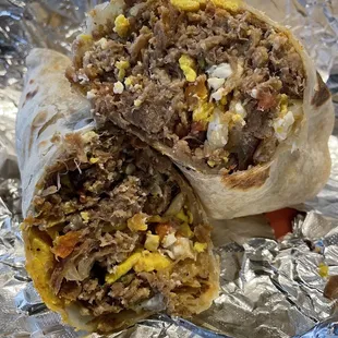 Machaca &amp; egg breakfast burrito! Look at all that meat!