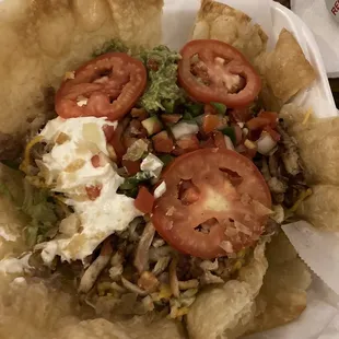 Taco salad with grilled chicken