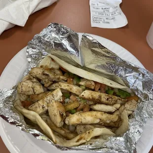 Chicken fajita taco.
