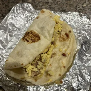 Bacon and egg Taco Bell