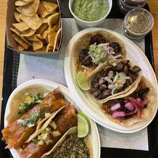 Tacos Encostrado