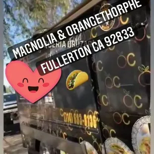 Magnolia and orangethorphe en la ciudad de Fullerton