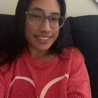 Vivianna S.