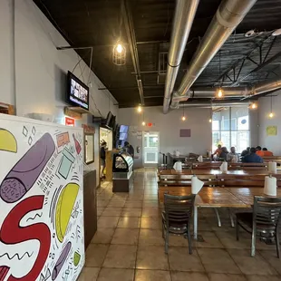 Main dining ,,, they also have drive thru!!!!