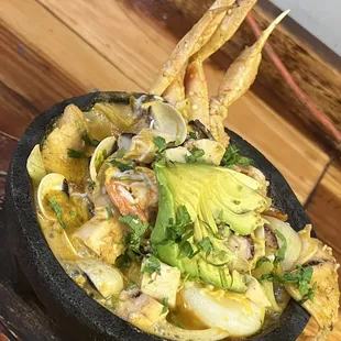 Delicioso Molcajete de marisco