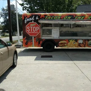 Truck o&apos; tacos!