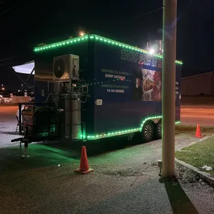 Food truck corner of Bedford-Euless Rd and Hurstview Dr