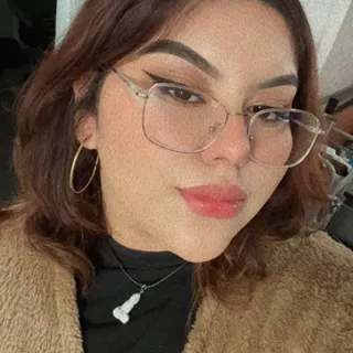 Vianca J.