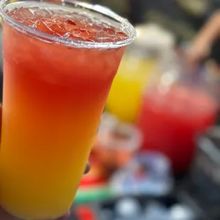 Agua fresca mango y sandía