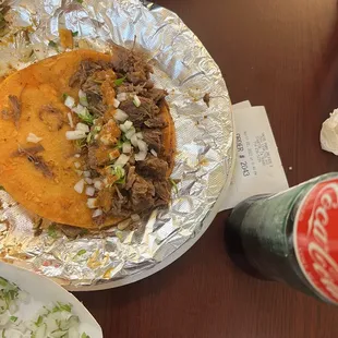Muy Rico Taco de Birria de Chivo..