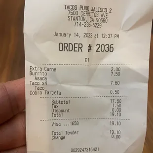 He said it&apos;s .75 for cheese but it says $2 for extra carne asada..I would&apos;ve taken the extra carne asada lol smh