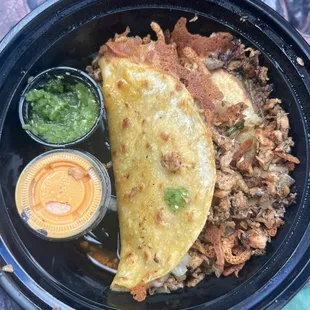 jerk salmon tacos 10/10  would recommend! don't walk runnnnn over there!