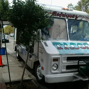 Good sopes, burritos &amp; tacos