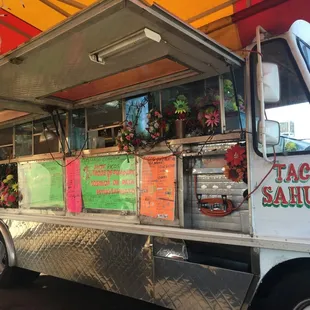 Best Carne Asada Tacos and Green Salsa!!!