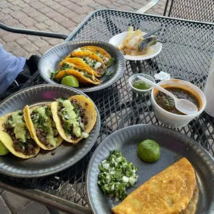 3 tacos de asada 3 birria. Queda birria and consomé